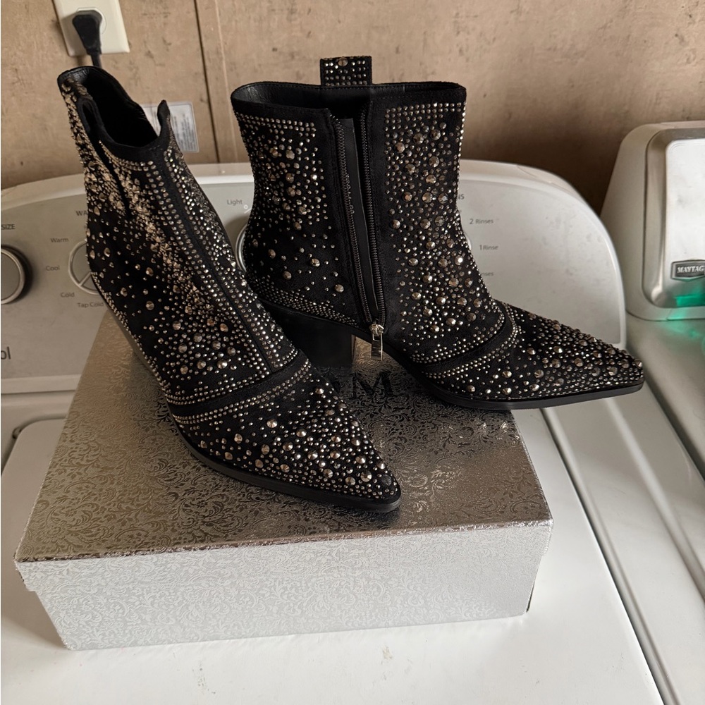 Women's Black Studded Ankle Booties - Sparkle Zip Detail